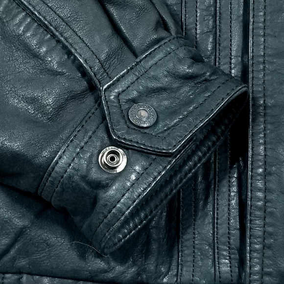 Levi's Soft Leather Bomber Jacket - Picture 5 of 8